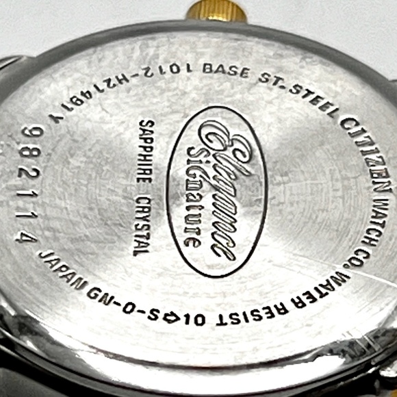 Vintage Citizen Elegance 90’s Round Gold Silver tones Ladies watch Working - Picture 9 of 11